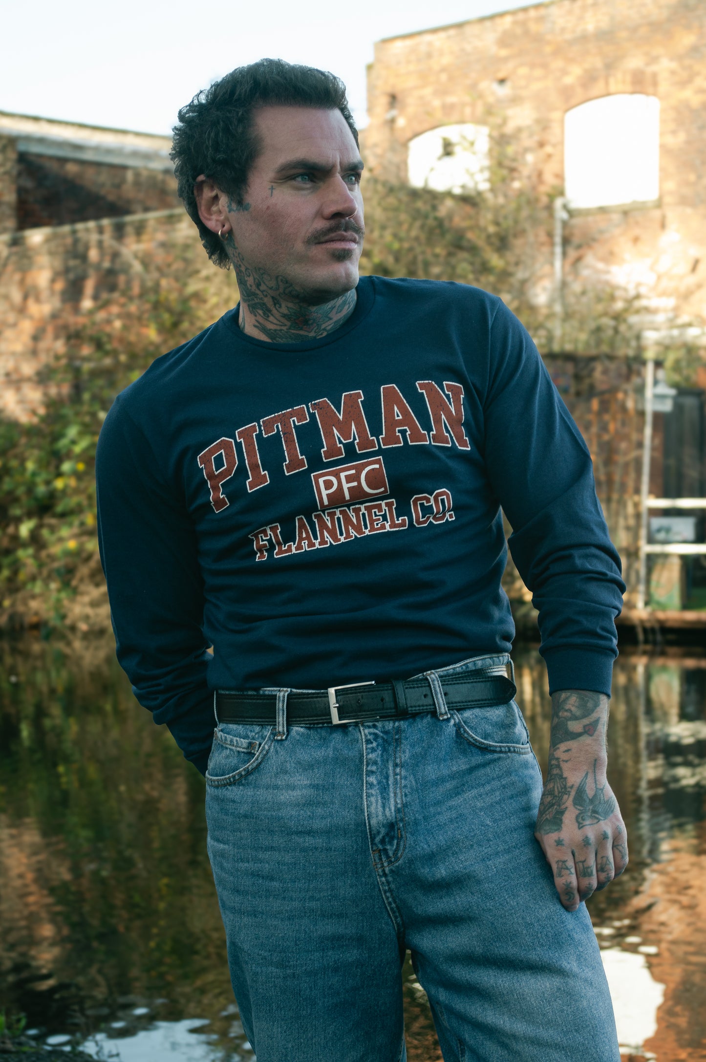 College Longsleeve T-shirt